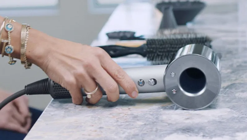 Dyson Supersonic HD12