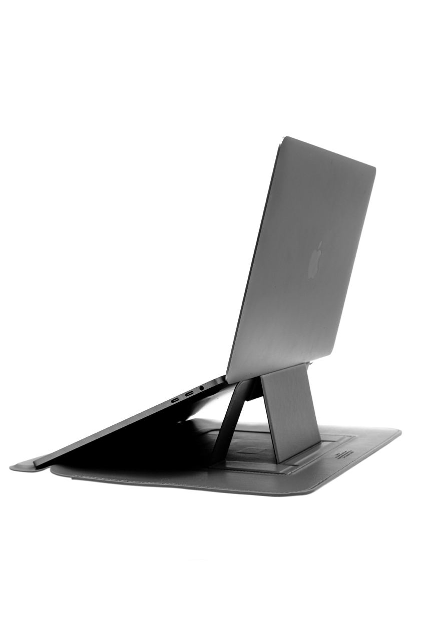 Чехол WIWU Skin Pro Slim Stand Sleeve с подставкой для MacBook 16.2" pro, Black