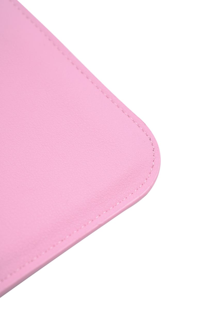 Кожаная сумка-чехол DDC Sleeve with Stand на MacBook 15/16.2 Розовый