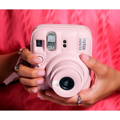 Фотоаппарат моментальной печати Fujifilm Instax Mini 13 Candy Pink 400_400_877223